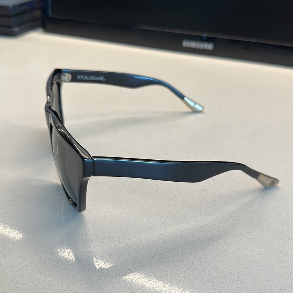 KSUBI I.Fould Sunglasses - Picture 2 of 6